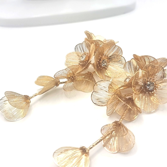 New ZARA cascading flowers golden earrings - Picture 9 of 15